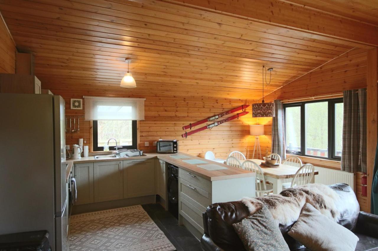 Balquhidder Braes Holiday Park Lodges, Mostly With Hot Tubs And Pet Friendly, Ev Facilities Lochearnhead Exteriör bild
